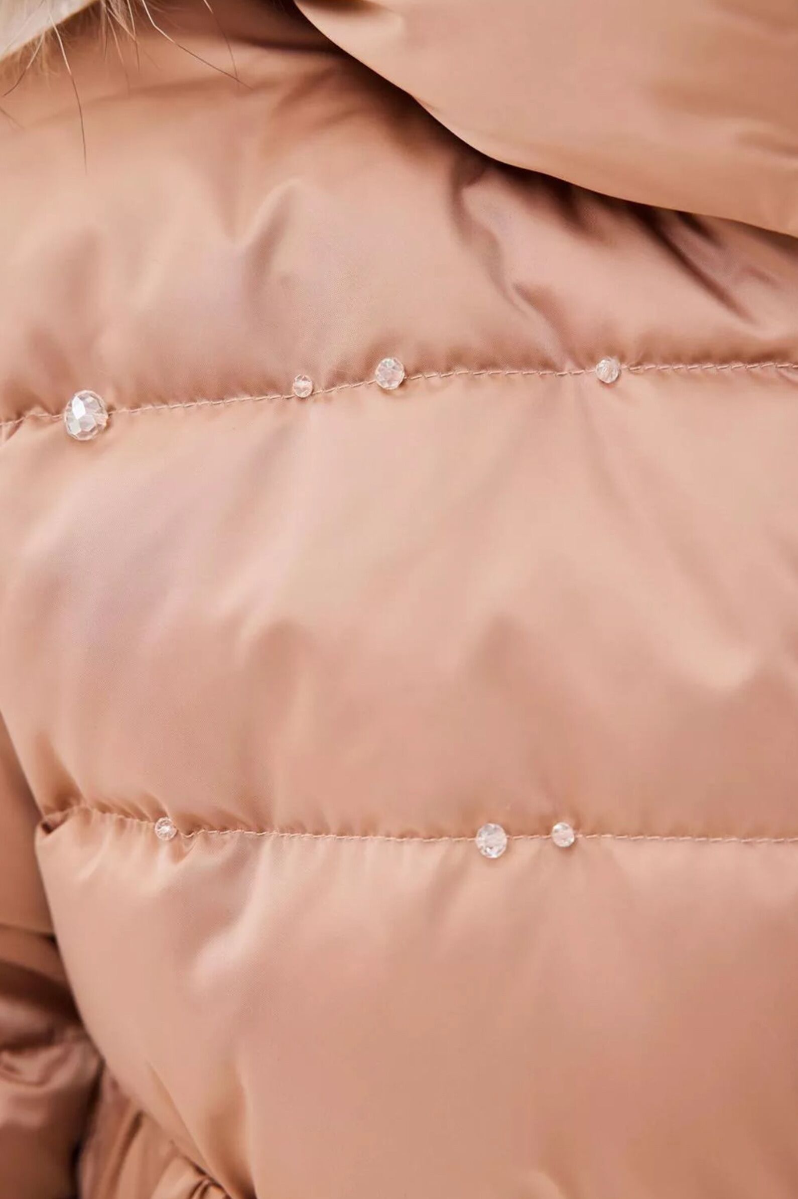 Куртка АРТ.1-084,беж,полиэф/полиэфир/пух-перо